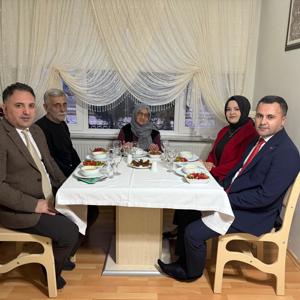 Şehit Ailesine Ziyaret ve İftar Programı Gerçekleştirildi. - fotoğraf 1
