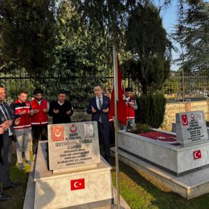 Düzce’de Şehit Kabirlerine Vefa: Temizlikleri, Bakım ve Onarım Tespitleri Yapıldı. - fotoğraf 4
