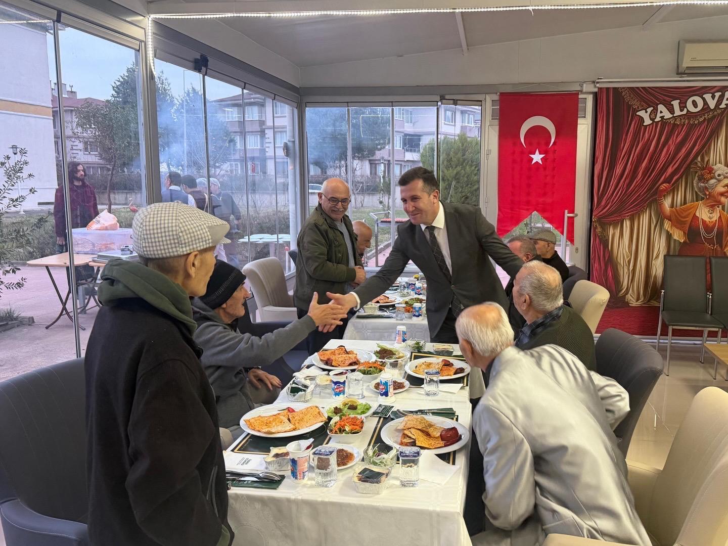 "Gölgenizde Büyüyor, Dualarınızla Güç Buluyoruz"