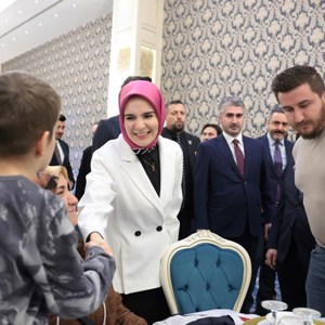 Aile ve Sosyal Hizmetler Bakanımız Göktaş, şehit aileleri ve gazilerle iftarda bir araya geldi - fotoğraf 2