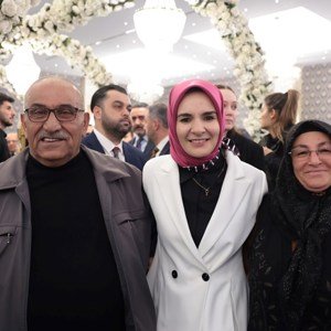 Aile ve Sosyal Hizmetler Bakanımız Göktaş, şehit aileleri ve gazilerle iftarda bir araya geldi - fotoğraf 12