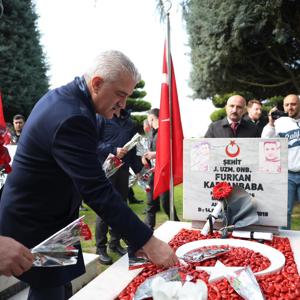18 Mart Çanakkale Zaferi’nin 111. Yıl Dönümünde Şehitlerimiz Dualarla Anıldı. - fotoğraf 2