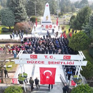 18 Mart Çanakkale Zaferi’nin 111. Yıl Dönümünde Şehitlerimiz Dualarla Anıldı. - fotoğraf 1