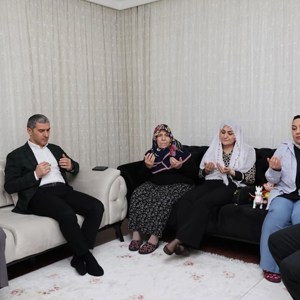 Aile ve Sosyal Hizmetler Bakanlığı Ramazan ayında yaklaşık 610 bin haneyi ziyaret etti - fotoğraf 3