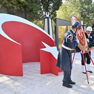 Çanakkale Zaferi’nin 111. Yılında Aziz Şehitlerimiz Uşak Şehitliği’nde Yâd Edildi - fotoğraf 2