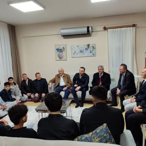 Çocuk Evleri Sitemize Anlamlı Ziyaret - fotoğraf 1