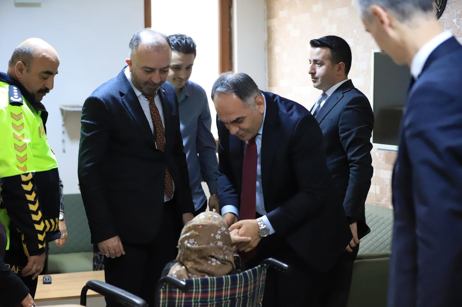 Valimiz Sn. Hüseyin ÇAKIRTAŞ’tan Huzurevi Ziyareti ve Bayram Tebriği