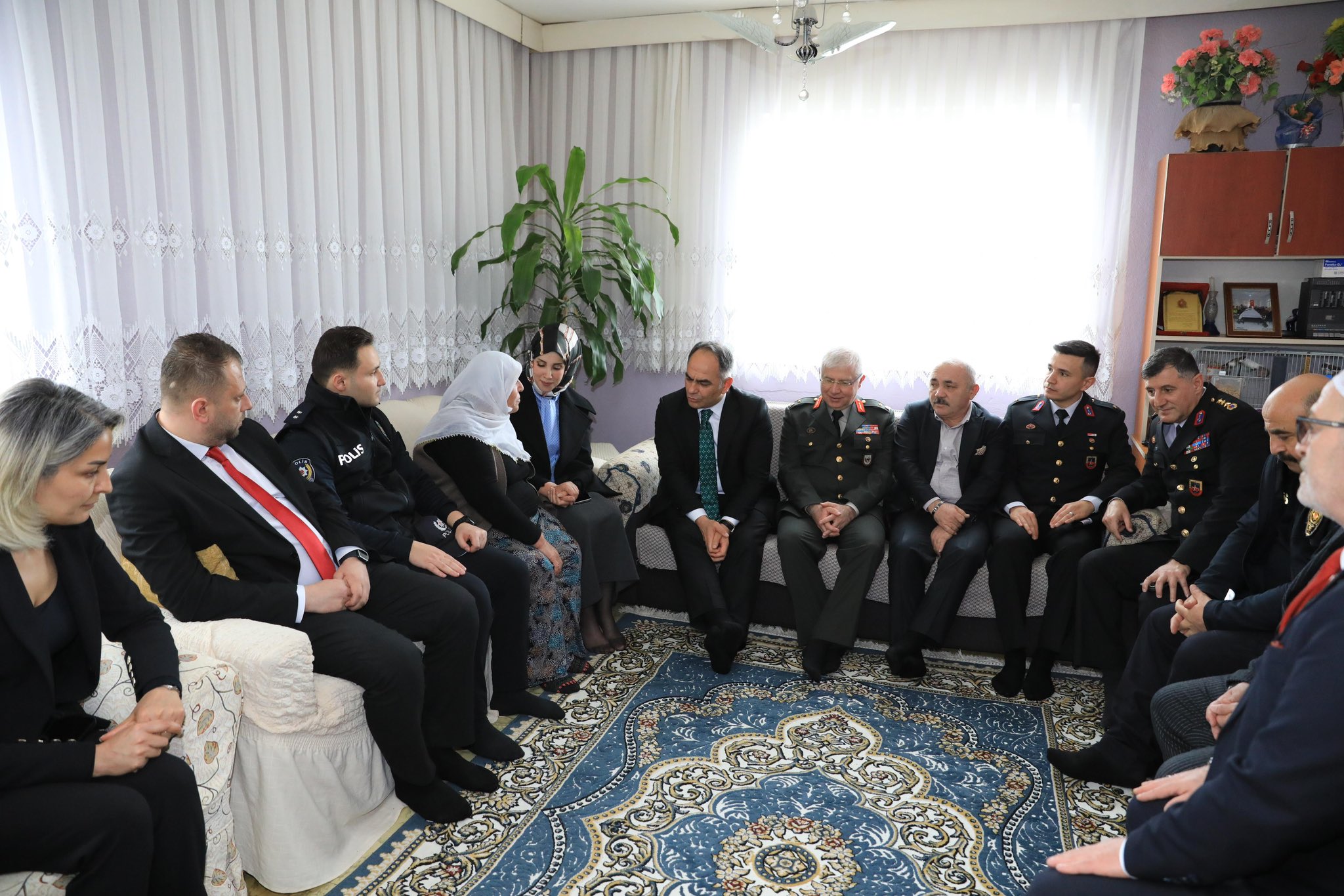 Ramazan Bayramı’nda Şehit Ailelerimiz ve Gazimize Anlamlı Ziyaret