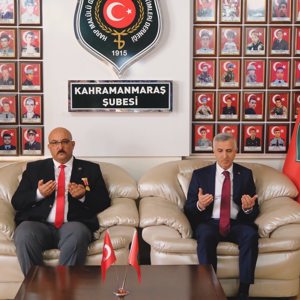 18 Mart Şehitleri Anma Günü ve Çanakkale Zaferi’nin 111. Yıl Dönümünde Anlamlı Ziyaret - fotoğraf 2