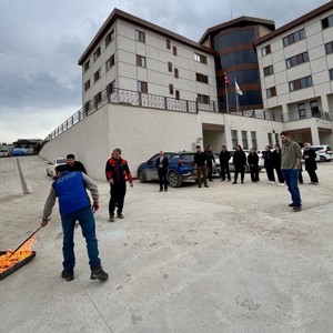 🔥🧯 Güldal Akşit Huzurevimizde, Yaşlılarımız ve Personellerimizle Yangın Söndürme ve Tahliye Tatbikatı Gerçekleştirildi 🚨 - fotoğraf 3