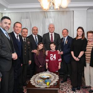 Sn. Valimiz Davut GÜL ve İl Müdürümüz Sn. Ömer TURAN Şehit ve Gazi Ailelerimizi Ziyaret Etti - fotoğraf 2