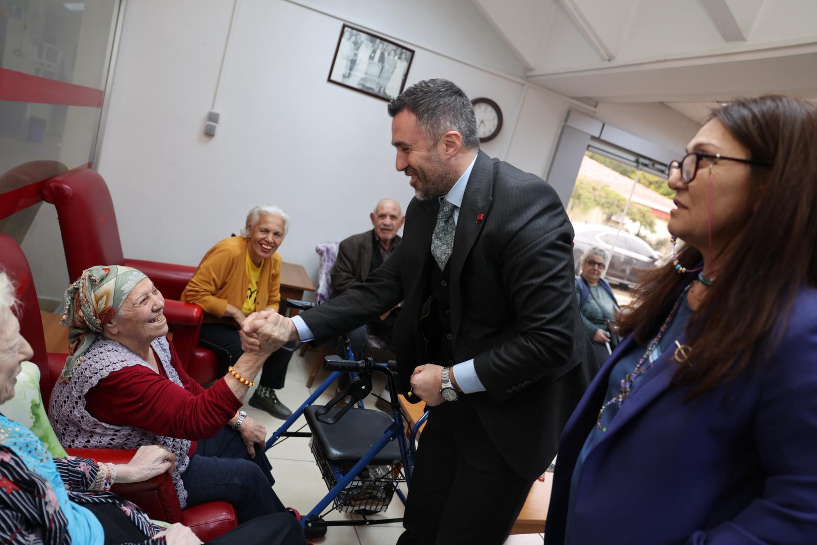 İl Müdürümüz Sn. Ömer TURAN, Yaşlılar Haftası’nda Bahçelievler Huzurevi Sakinlerimizle Bayram Sevincini Paylaştı