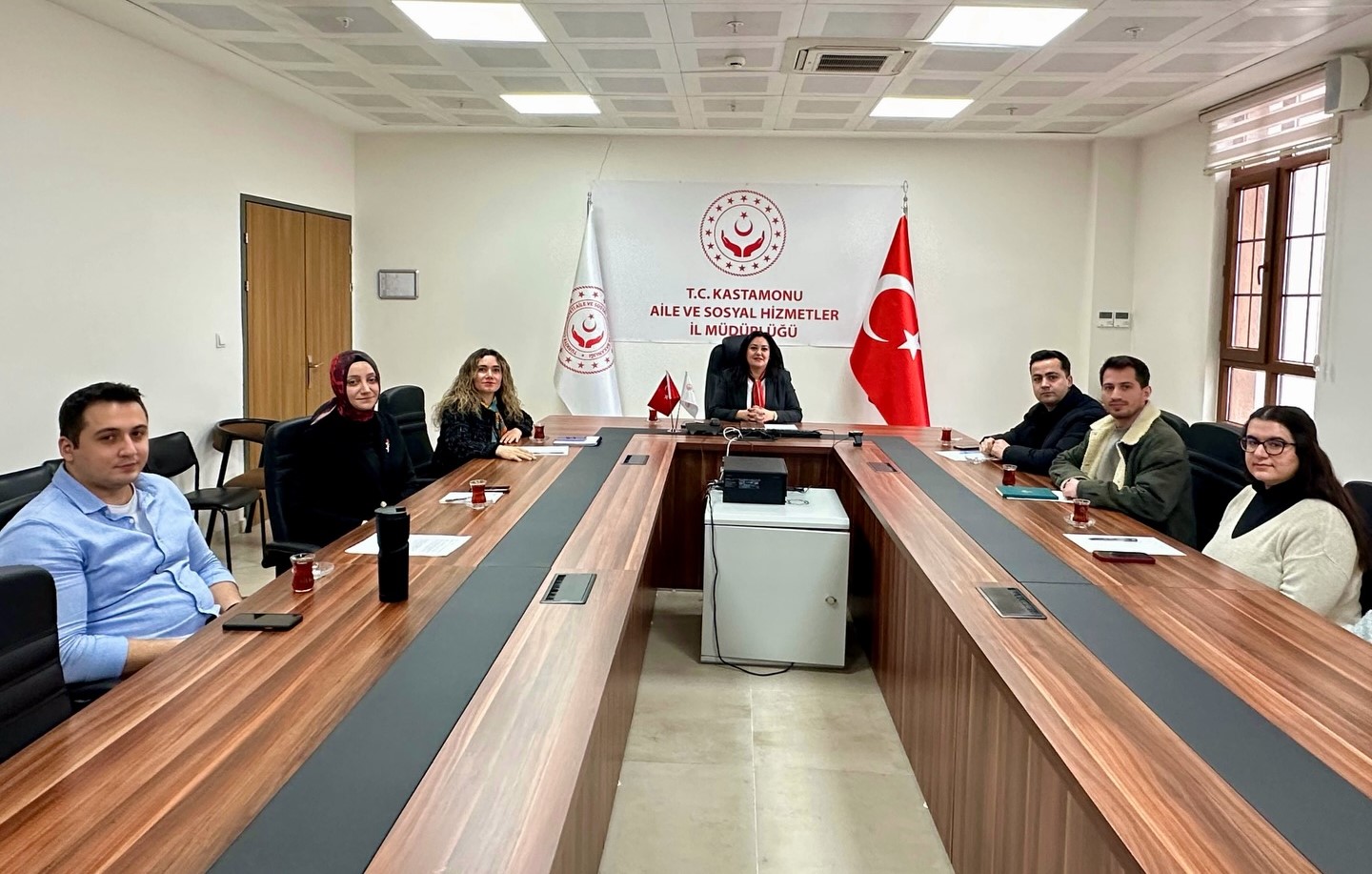 Yaşlılık Alanında Hizmet Kalitesinin Artırılmasına Yönelik Değerlendirme Toplantısı Gerçekleştirildi