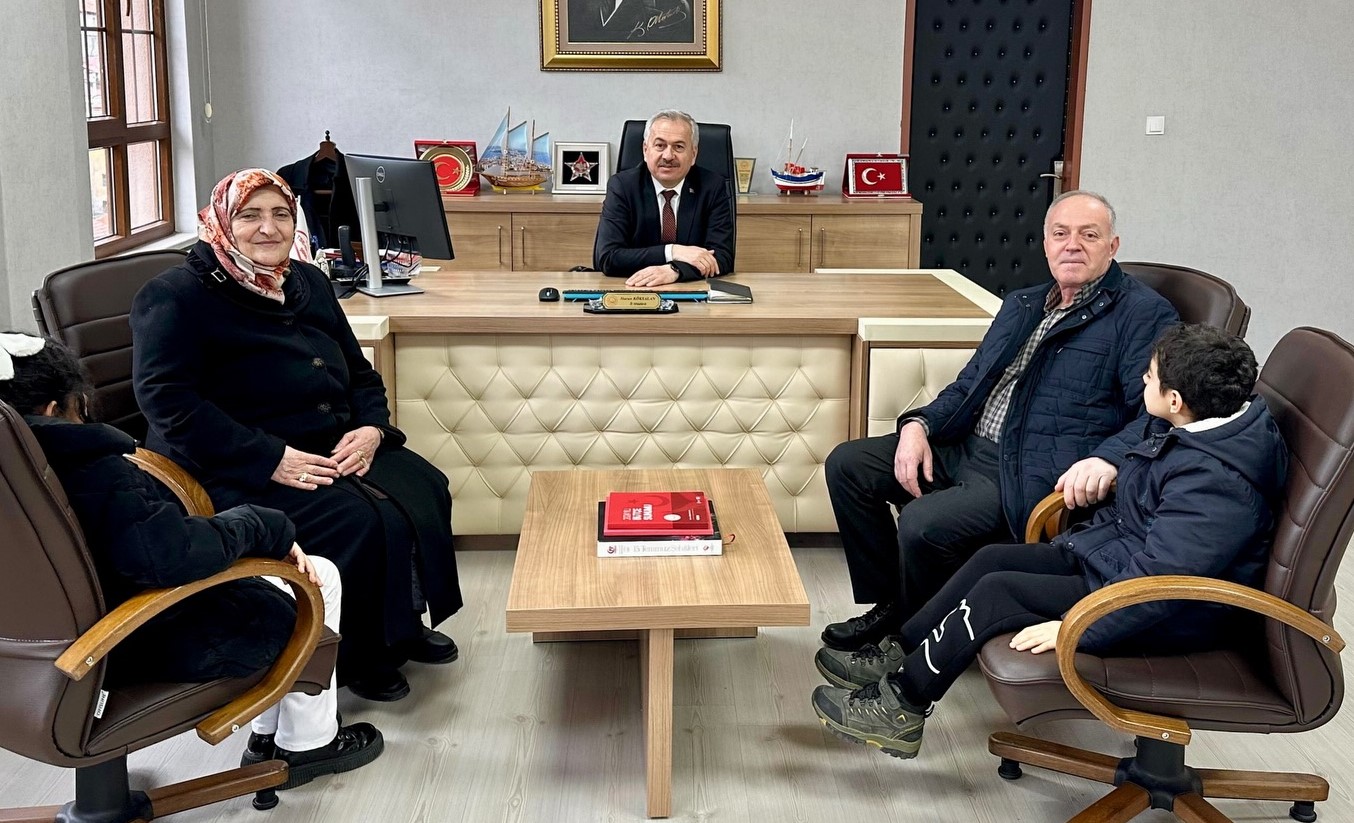 Bir çocuğa verilebilecek en güzel hediye AİLE’dir ve bazı AİLE’ler kan bağıyla değil, can bağıyla kurulur. 🤍