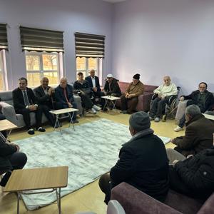  Yaşlılar Haftası vesilesiyle “Tek Başına Değil, Çok Başına Bayram” projesi kapsamında büyüklerimizi ziyaret ediyor, bayram sevincini birlikte paylaşıyoruz - fotoğraf 1