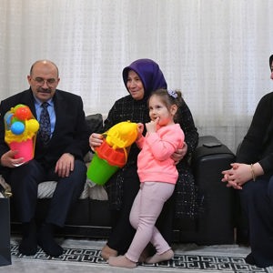 Valimiz Sayın İsmail USTAOĞLU, Şehidimiz Emre SAYIN’ın Ailesine Bayram Ziyaret Ederek Bayramlaştı - fotoğraf 3