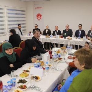 Çarşamba Huzurevi Sofrasında Gönüller Birleşti - fotoğraf 6