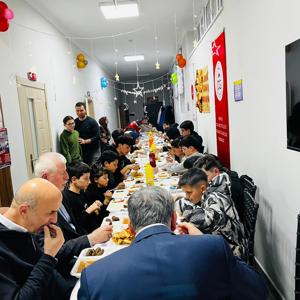 Geleceğimizin Teminatı Çocuklarla Kadir Gecesi İftarı - fotoğraf 3