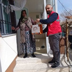Bayramlar, paylaşınca ve gönüllere dokununca güzel...  - fotoğraf 2
