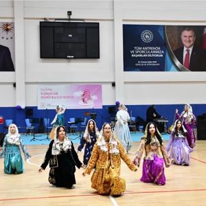 Tavşanlı’da 8 Mart Dünya Kadınlar Günü Kapsamında Stant Çalışması Gerçekleştirildi - fotoğraf 3