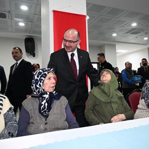  Sayın Valimiz Mehmet Fatih Serdengeçti'nin Huzurevi Ziyareti - fotoğraf 1
