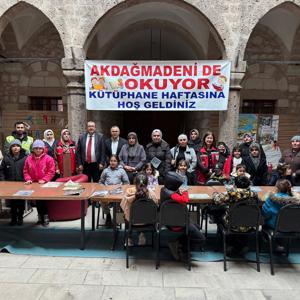 Kitapların dünyasına kapı aralıyoruz!  - fotoğraf 1