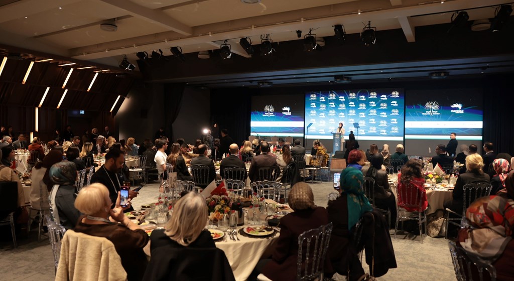 Bakanımız Göktaş, "Güçlü Türkiye'nin Güçlü Kadınları Zirvesi" iftar programına katıldı