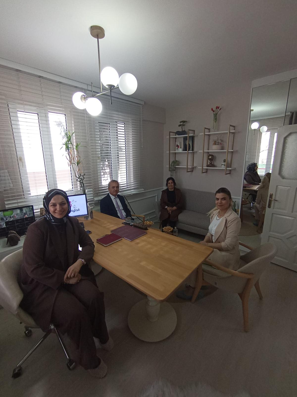 Özel Kırmızı Bağcık Gündüz Bakım Evi’ne Ziyaret