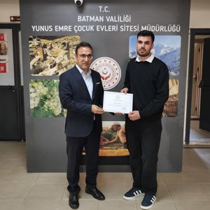 Özverili Çalışmalarıyla Örnek Olan Bakım Personelimize Teşekkür Belgesi Takdim Edildi - fotoğraf 3