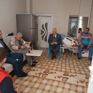 “Cizre’de Bayram, Gönülleri Isıttı: ‘Tek Başına Değil, Çok Başına Bayram’” - fotoğraf 3