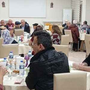 🌙 İki Huzurevi Tek Sofra, Ramazan’da Gönüller Bir Oldu - fotoğraf 2