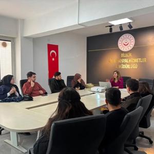 ''Evlenecek Gençlerin Desteklenmesi Projesi'' Kapsamında Evlilik Kredisinden Faydalanan Çiftlere Yönelik Eğitim Düzenlendi - fotoğraf 3