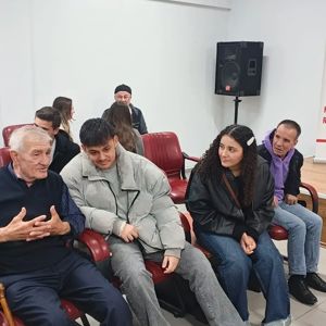 Gençlerden Büyüklerimize Anlamlı Ziyaret - fotoğraf 4