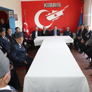 Şehit Yakınları ve Gaziler Derneklerine  Ziyaret - fotoğraf 1