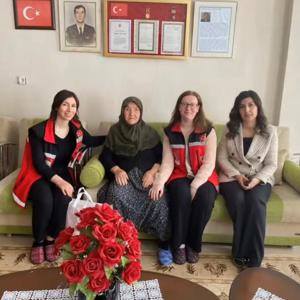Tek Başına Değil Çok Başına Bayram - fotoğraf 2