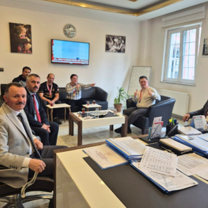 Türkiye Özel Sporcular Spor Federasyonu Tarafından Düzenlenen Masa Tenisi Şampiyonasında Gündüz Bakım Rehabilitasyon Ve Aile Danışma Merkezinde Hizmet Alan Özel Bireylerimiz Önemli Dereceler Elde Etti. - fotoğraf 1