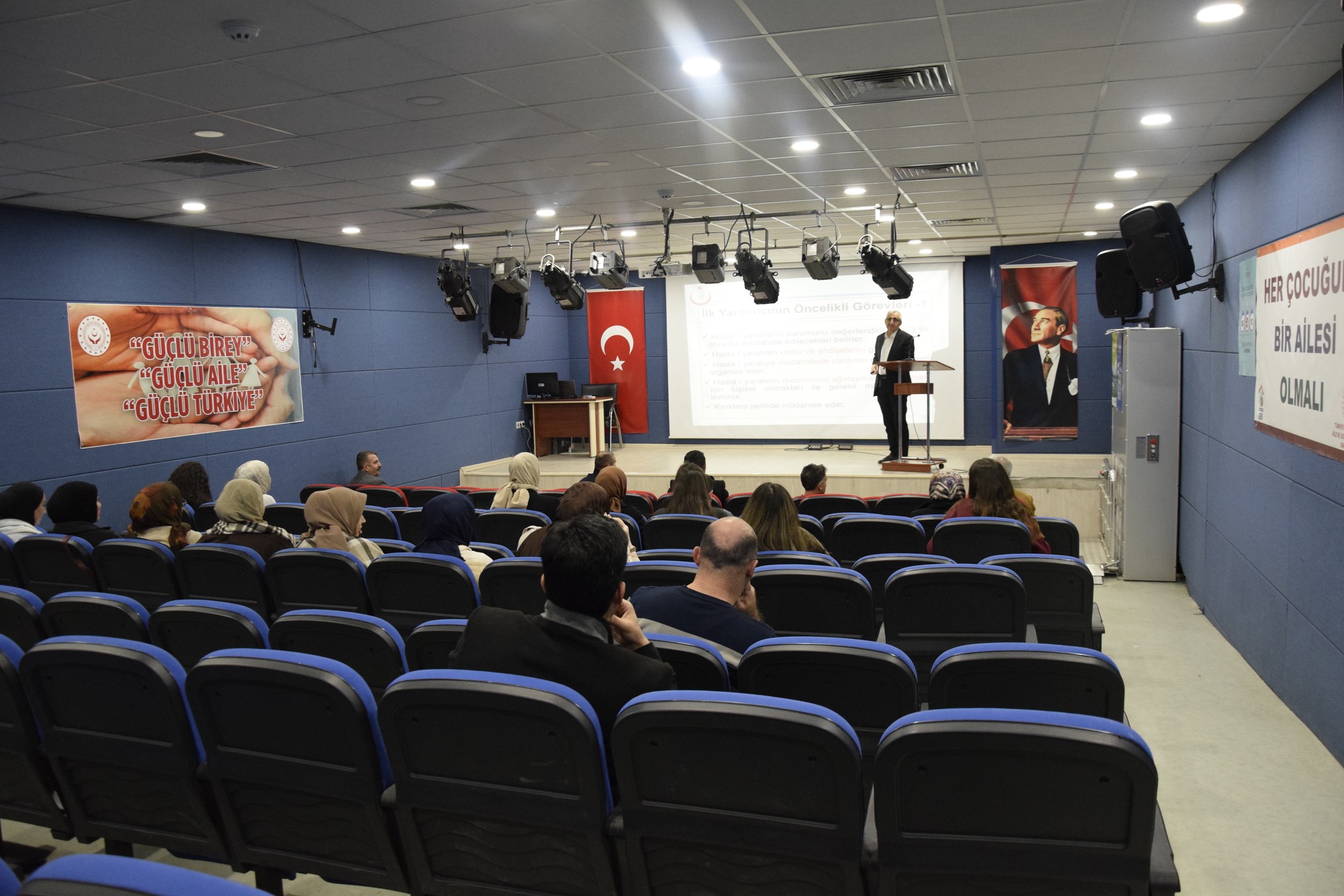 Hizmet İçi Eğitim Kapsamında İlk Yardım Eğitimi Verildi