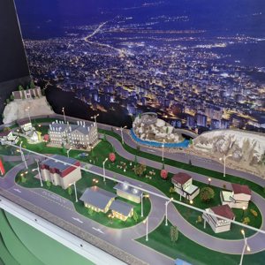 Çocuk Evleri Sitemizde Kalan Gençlerimiz Bilim Otobüsü ile Eğlenceli ve Verimli Bir Gün Geçirdi - fotoğraf 4