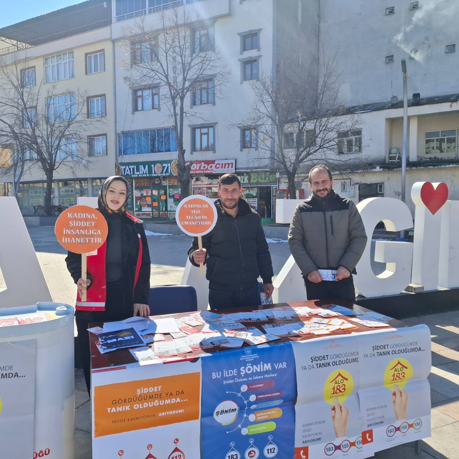 8 Mart Dünya Kadınlar Günü Kapsamında Farkındalık Çalışmaları Gerçekleştirildi