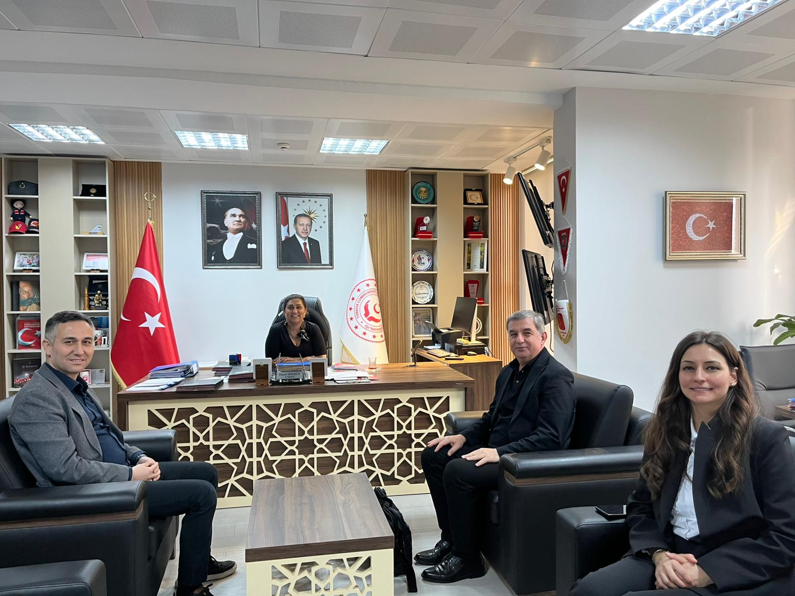 İl Müdürümüz Sayın Emine BÖÇKÜN, Prof. Dr. Uğur GÜRGAN’ı Makamında Ağırladı