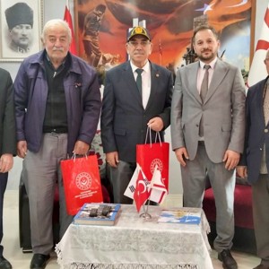 Kıymetli Şehit Ailelerimizi, Kahraman Gazilerimizi ve Ailelerini Ziyaret Ederek Ramazan Bayramı’nı Kutladık - fotoğraf 3