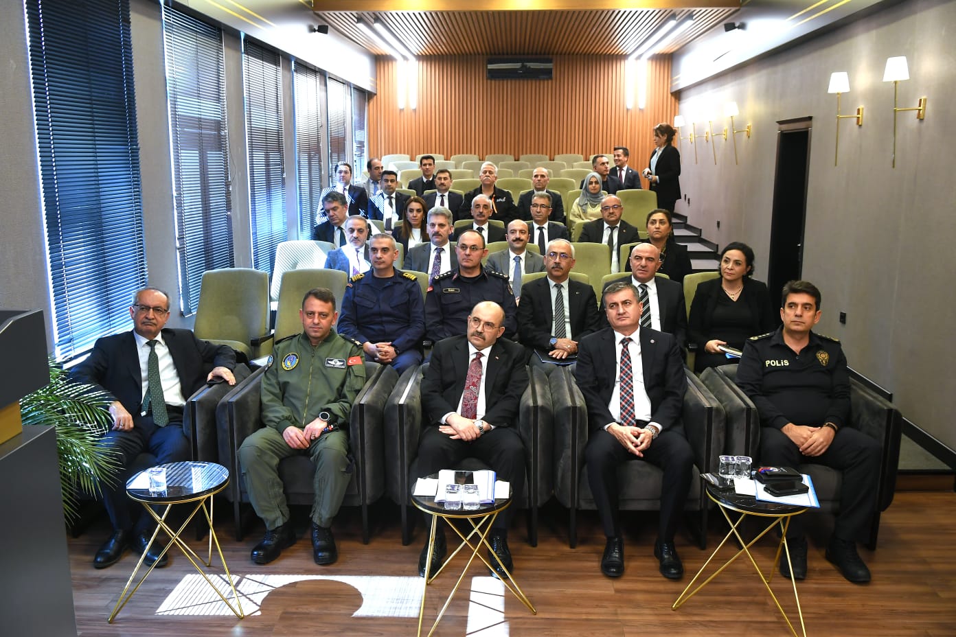 Valimiz Sayın İsmail USTAOĞLU Başkanlığında 'Ailenin Korunması ve Güçlendirilmesi Eylem Planı' İl Koordinasyon Kurulu Toplantısı Gerçekleştirildi