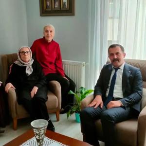 18 Mart Çanakkale Zaferi ve Şehitleri Anma Günü Kapsamında Anlamlı Ziyaret - fotoğraf 5