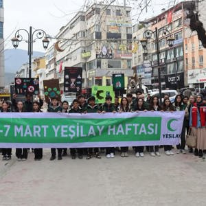 Karabükte Yeşilay Haftası Farkındalık Yürüyüşüne İl Müdürlüğümüzden Güçlü Katılım - fotoğraf 1