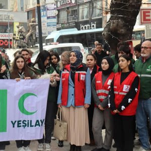 Karabükte Yeşilay Haftası Farkındalık Yürüyüşüne İl Müdürlüğümüzden Güçlü Katılım - fotoğraf 7