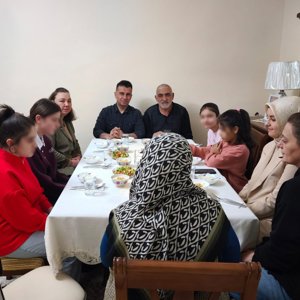 Şehit Ailesi ve Çocukların İftar Programında Buluşturulması - fotoğraf 1
