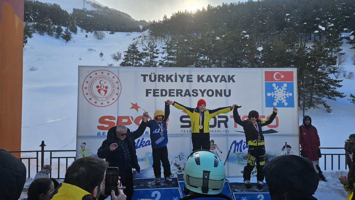 Erzurum ASH Spor Kulübü Sporcusunun Türkiye ikinciliği Başarısı