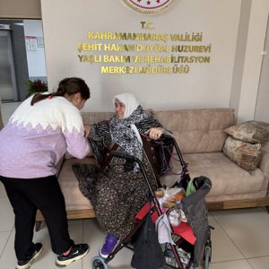 Gönül Köprüleri Miraç Kandili’nde Buluştu: Özel Bireylerimizden Huzurevine Anlamlı Ziyaret - fotoğraf 2