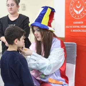 Koruyucu Ailelerimizle Aynı Sofrada Sevgi Merhamet Ve Umut Dolu Bir Ramazan Akşamı - fotoğraf 9