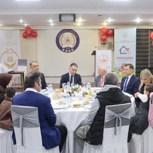 Koruyucu Ailelerimizle Aynı Sofrada Sevgi Merhamet Ve Umut Dolu Bir Ramazan Akşamı - fotoğraf 13